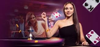 Paito Warna extended view showing Mobile Legends tournament schedule and live-dealer table availability